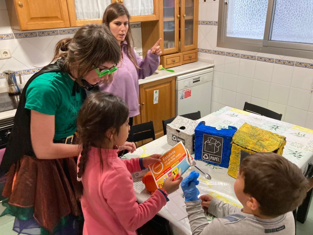 FORMACIÓN MEDIOAMBIENTAL Y ARTÍSTICA PARA LA INCLUSIÓN SOCIAL Separacion Residuos Somllar 1024x768