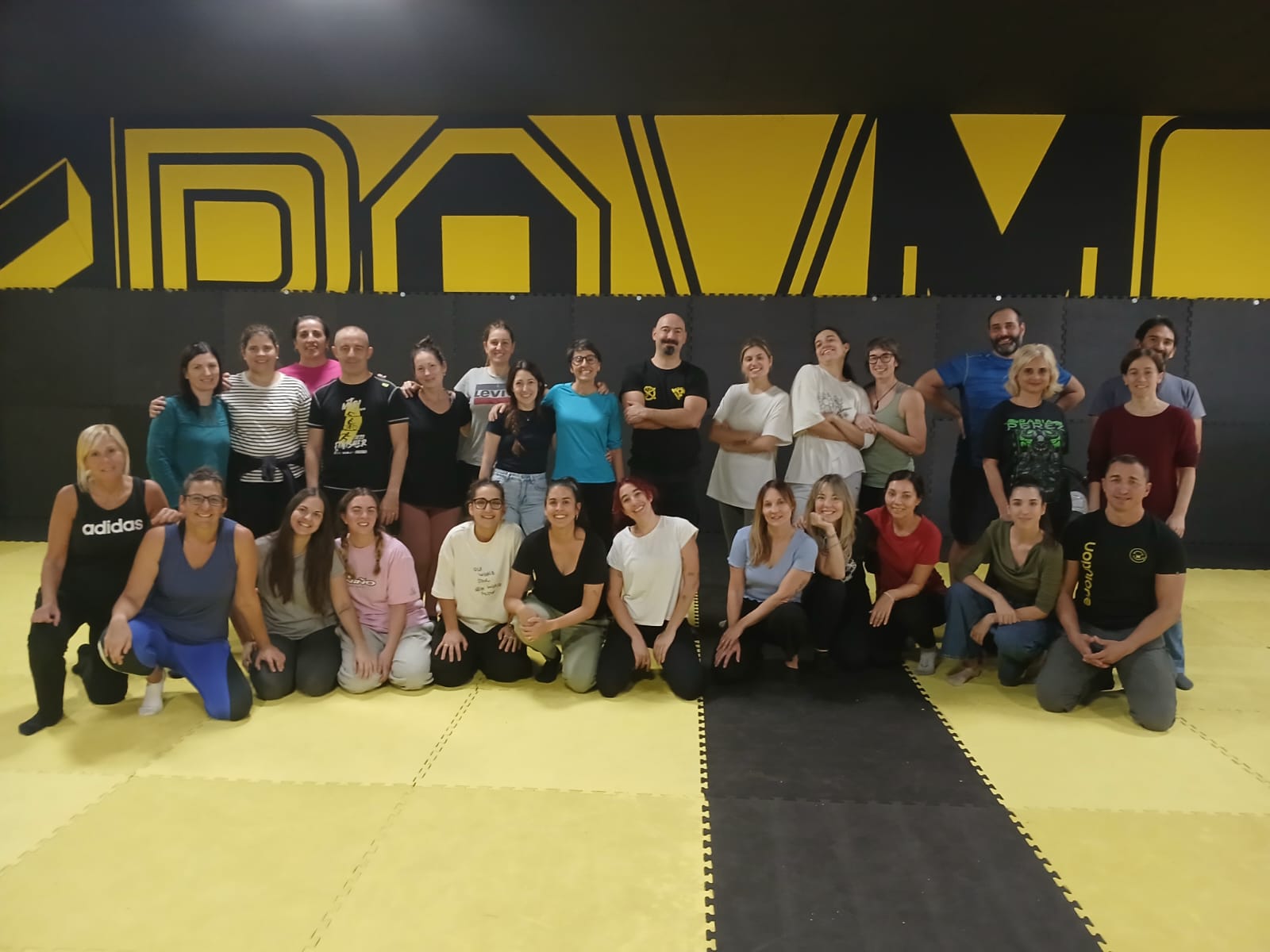 FORMACIÓN EN DESECALADA VERBAL Y BUENAS PRÁCTICA EN CONTENCIÓN